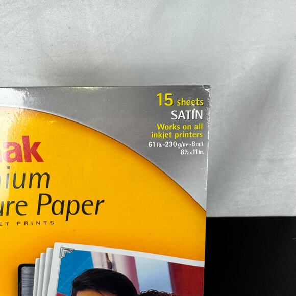 Kodak Premium Picture Paper NEW 15 Satin Sheets 8.5X11 - Picture 2 of 4